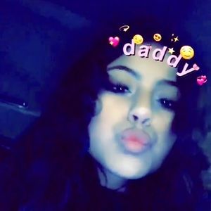 Meet your Posher, Jade